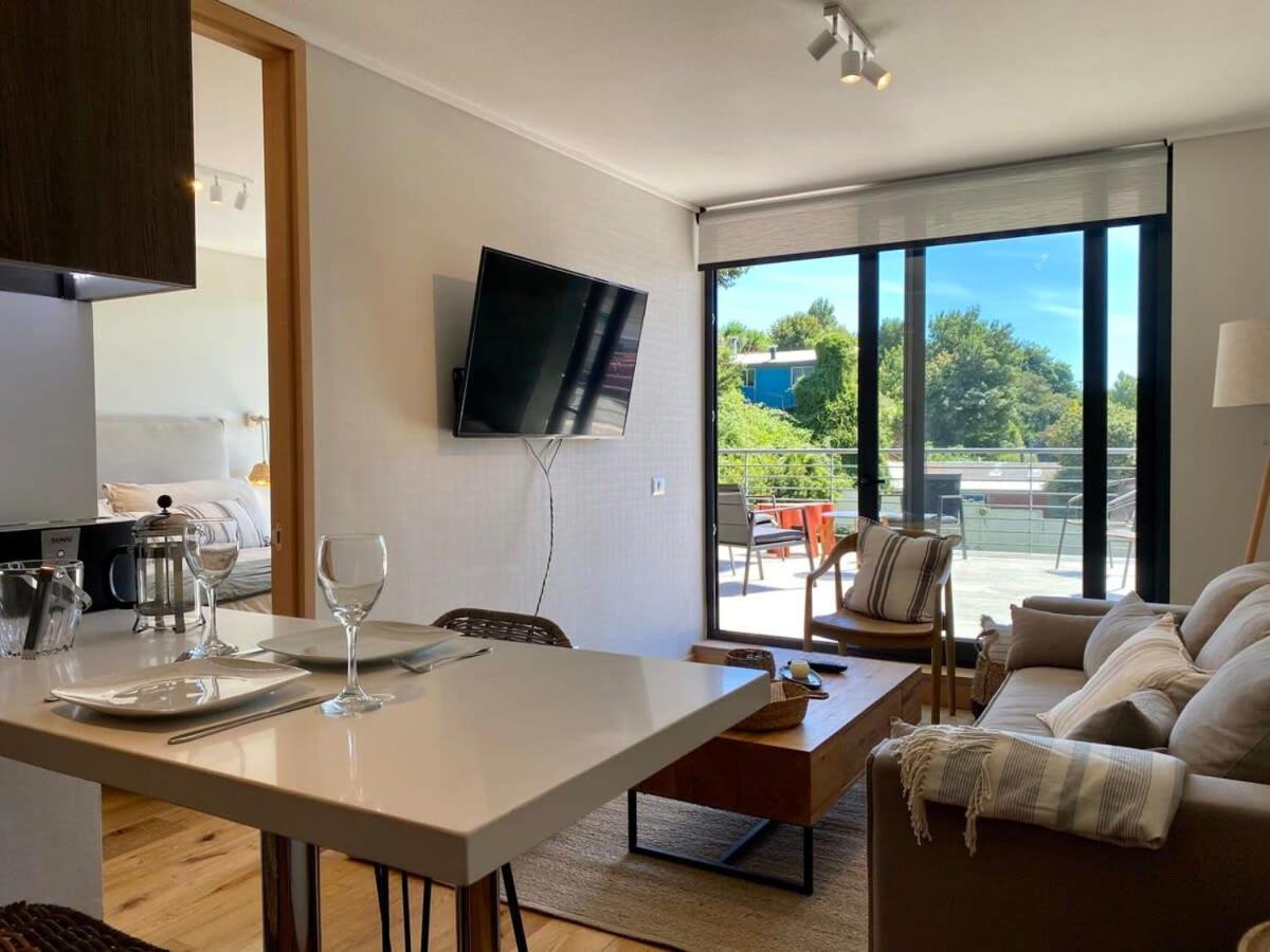 Hom I Comodo Depto, En Gran Terraza Y Parking Apartamento