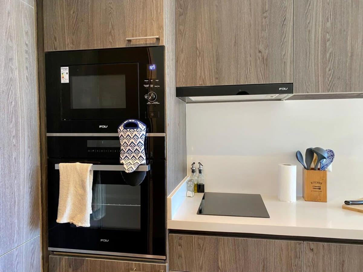 Hom I Comodo Depto, En Gran Terraza Y Parking Apartamento